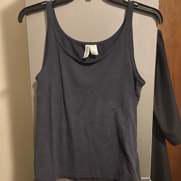 Tops! $6 each or 4 shirts/$20 - Picture 5 of 15